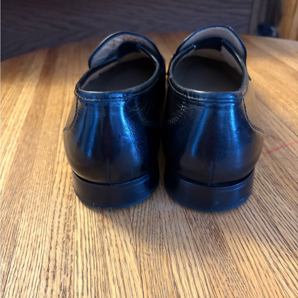 Bostonian Black Leather Loafers for Men - Picture 4 of 8